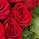 Grand cœur de roses rouges